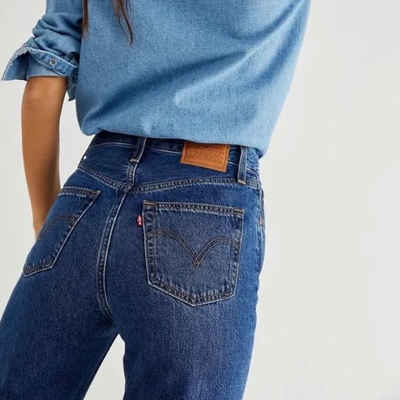 Levi’s Ribcage Straight Ankle Jean - Picture 8 of 9